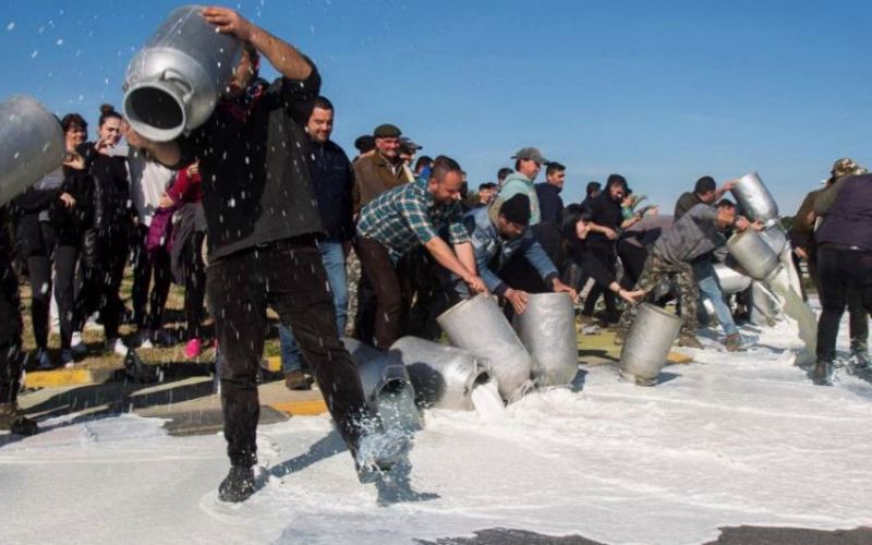 Αποκλεισμένη από… αγρότες η Κάλιαρι ενόψει Μίλαν! (vid)