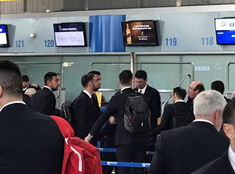 Η αναχώρηση του Ολυμπιακού για Κίεβο (vids, pics)