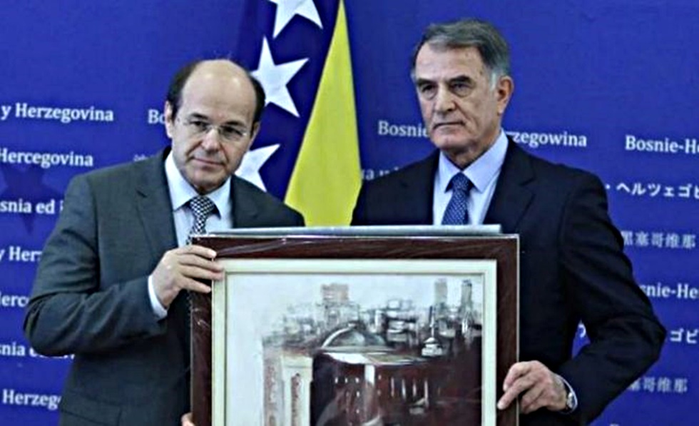 Η κυβέρνηση της Βοσνίας τίμησε τον Ντούσαν Μπάγεβιτς