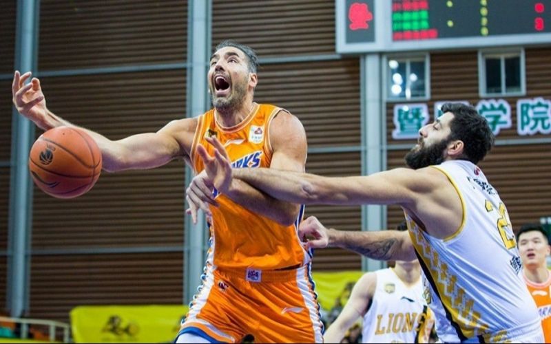 Σούπερ Μπουρούσης νίκησε τον Σκόλα, εξαιρετικός και ο Ντένμον!