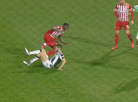 Χάρισε αποβολή στον Σάκχοφ ο Μανθάνο (vid)