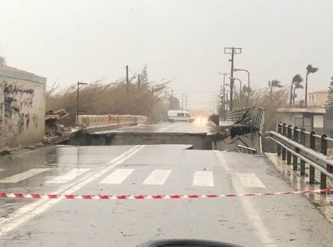 Κρήτη κακοκαιρία: Τεράστια τα προβλήματα στο νησί λόγω της «Ωκεανίς» (pics&vids)
