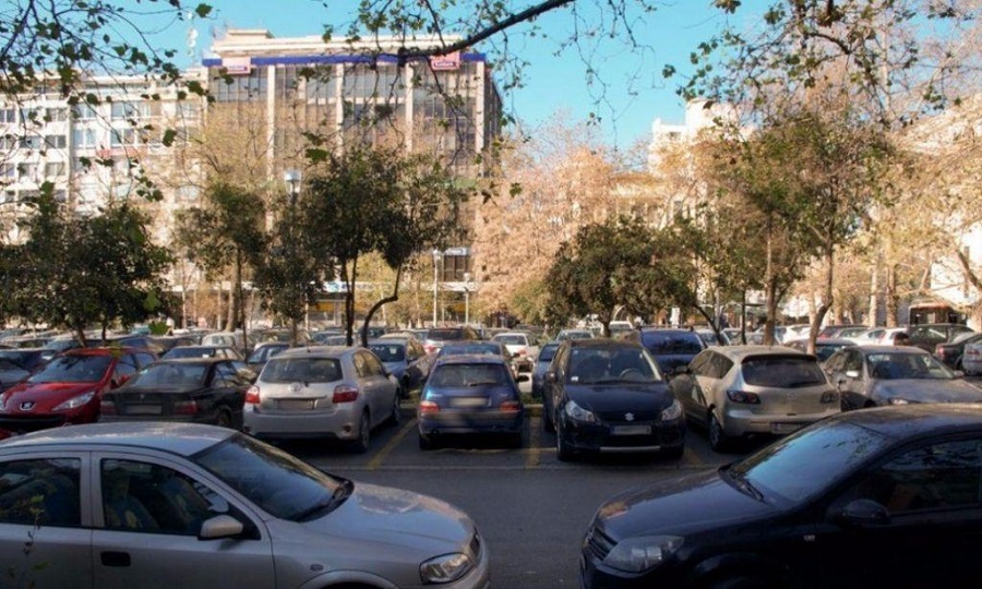 Θεσσαλονίκη: Απορρίφθηκε η ανάπλαση της Πλατείας Ελευθερίας – Παραμένει το πάρκινγκ