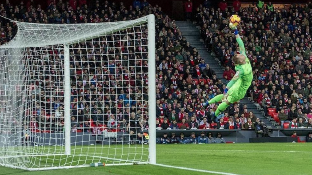 Κράτησε «όρθια» την Μπάρτσα ο Τερ – Στέγκεν (vid)