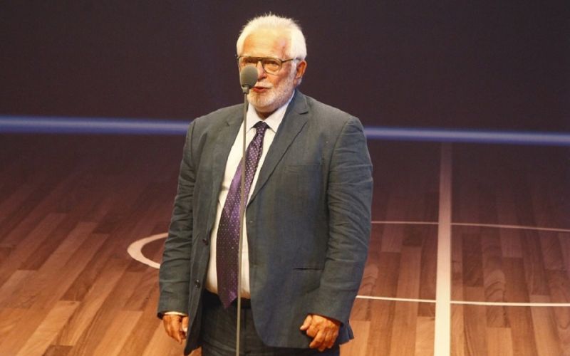Τσαγκρώνης: «Το γήπεδο θα γεμίσει με παιδικές φωνές»