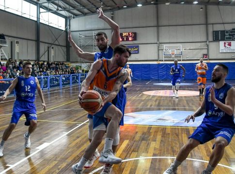 Δεν καταλαβαίνουν τίποτα: Νέες νίκες για Ιωνικό, Ηρακλή και Ερμή