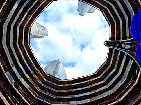 Hudson Yards στη Νέα Υόρκη: Η εντυπωσιακή, ολοκαίνουρια «γειτονιά» στο Μανχάταν (vids)