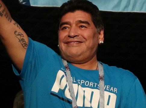 Ο Μαραντόνα αναγνωρίζει τρία παιδιά του στην… Κούβα