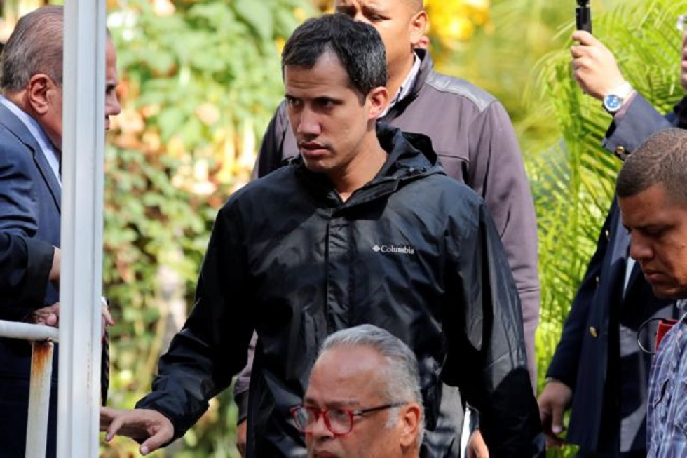 Βενεζουέλα: Συνελήφθησαν συνεργάτες του Γκουαϊδό – Όπλα και χειροβομβίδα στην κατοχή του ενός