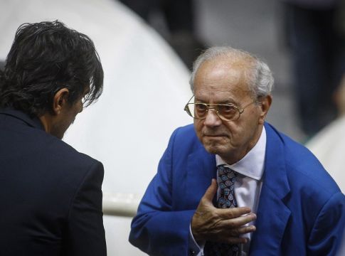 «Φίλοι μου αγαπημένοι είμαι ο Θανάσης, ένας από εσάς»