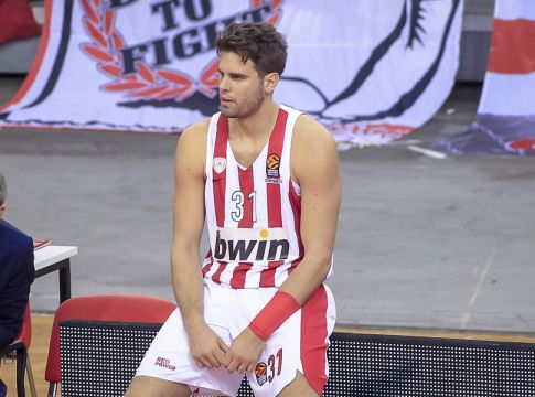 Μπόγρης σε Ουάιτ: «Φάε φασόλια και πάρε φόρα»! (pic)