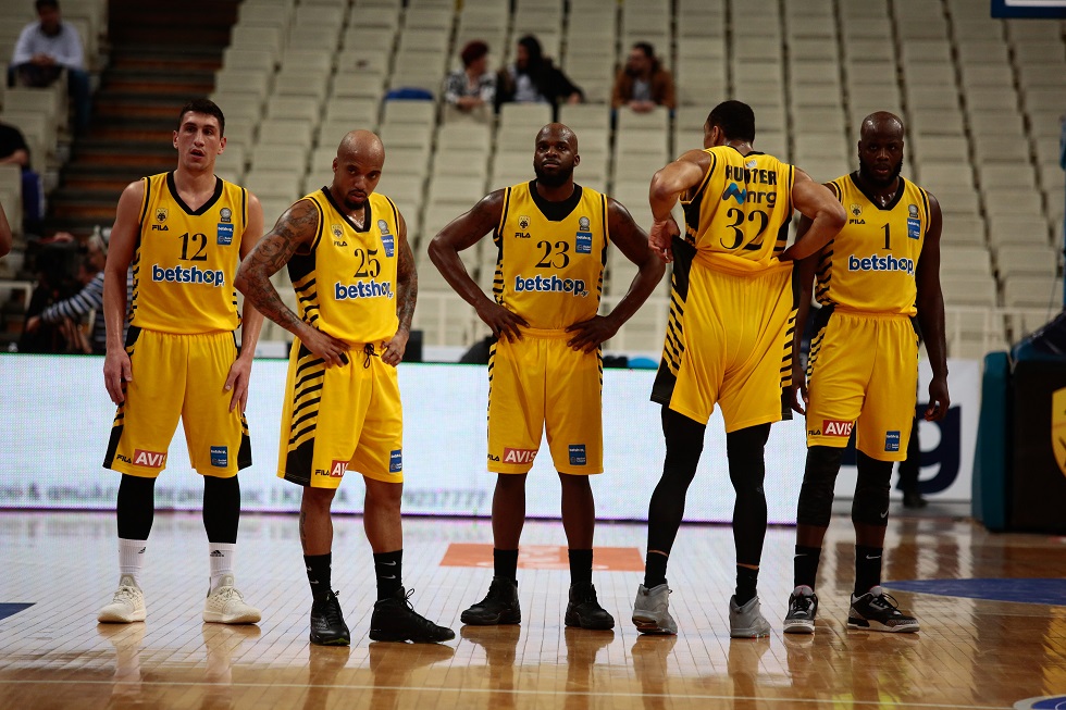 Απαγόρευση μεταγραφών στην ΑΕΚ από την FIBA!