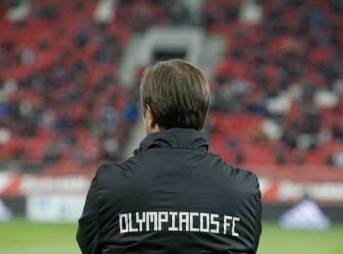 Ολυμπιακός : Η… σκόνη του χρόνου σε ένα λιμάνι που φυσάει κόντρα