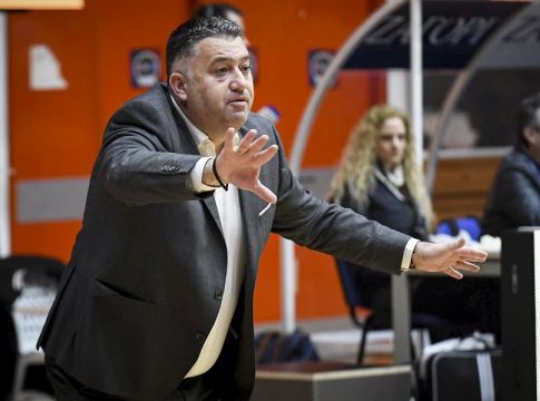 Γιατράς: «Αυτή η ομάδα παλεύει παντού»