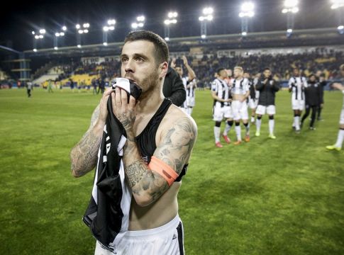 «Αυτό λέγεται αριστούργημα» και «Γκολ από το σπίτι»