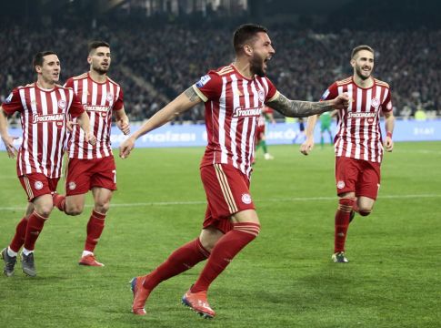 Επαιζε μόνος του ο Ολυμπιακός (0-1, διακοπή)