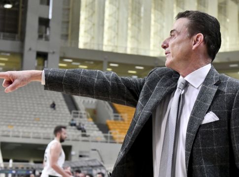 Πιτίνο: «Μπορούμε να κάνουμε τα πάντα»