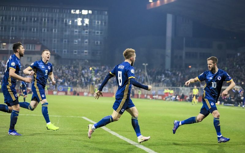 Εφιαλτικό 15άλεπτο για την Εθνική: 2-0 η Βοσνία με Βίστσα και Πιάνιτς (vids)