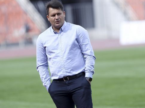 Τροίζι: «Δεν ξέρω καν τα ονόματα των ποδοσφαιριστών μου»