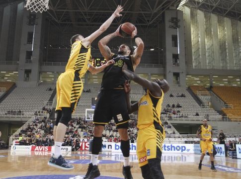 LIVE: ΑΕΚ – Αρης 81-73 (Τελικό)