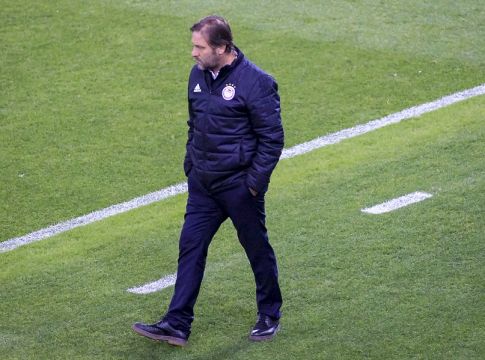 Μαρτίνς: «Ή σφυρίζουν με άλλα κριτήρια, ή είναι κακοί διαιτητές»