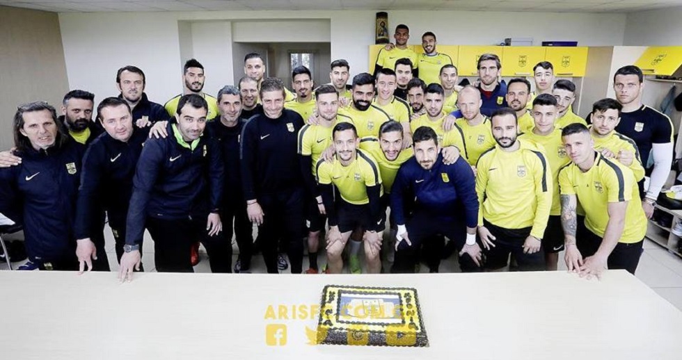 Η τούρτα της ΠΑΕ Άρης (pics)