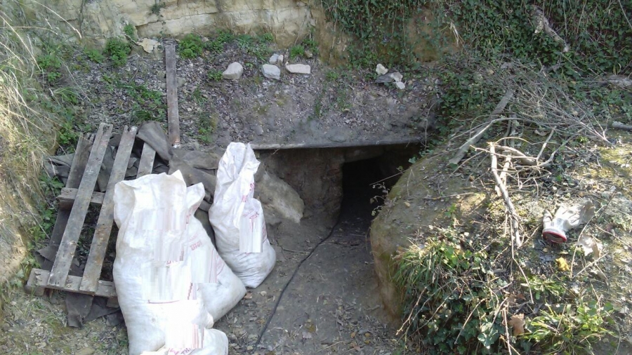 Σέρρες: Εσκαψαν σήραγγα 30 μέτρων κάτω από μοναστήρι για να βρουν αρχαία (pic)