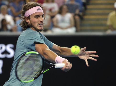 Χαμηλή «πτήση» και αποκλεισμός για τον Τσιτσιπά (vid)