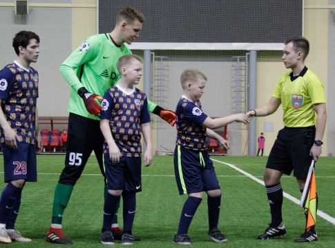 Συγκλονιστική κίνηση ρωσικής ομάδας: Έδωσε συμβόλαιο σε δύο παιδιά με εγκεφαλική παράλυση! (vid)