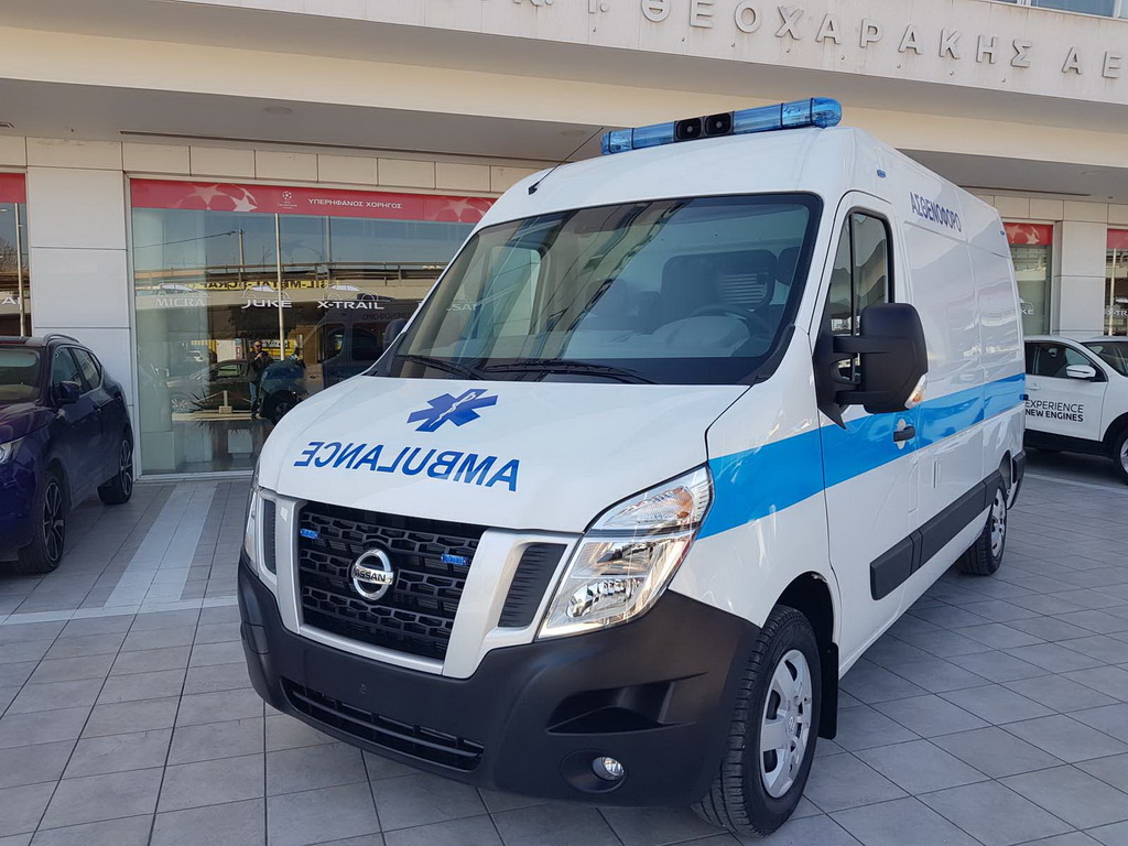 Ασθενοφόρο Nissan NV400