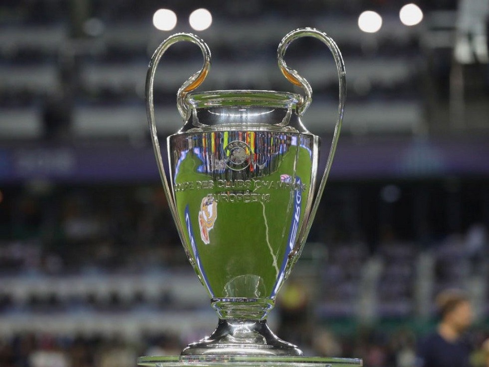 Champions League: Στο τραπέζι η αλλαγή ημέρας των αγώνων