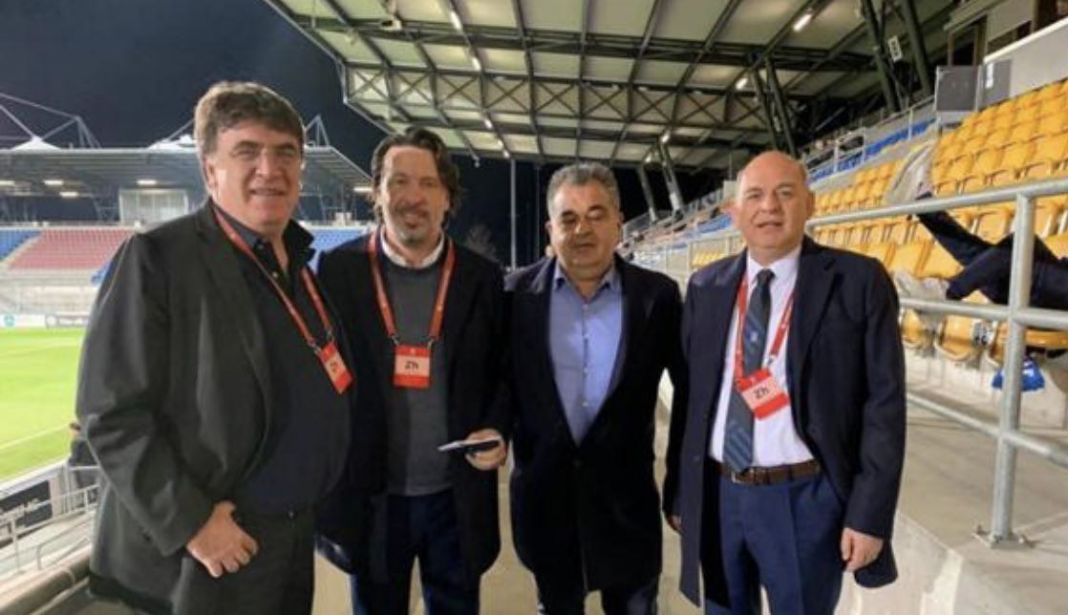 Σμίξανε τα «αηδόνια» της… εξυγίανσης | to10.gr Σμίξανε τα «αηδόνια» της… εξυγίανσης | to10.gr