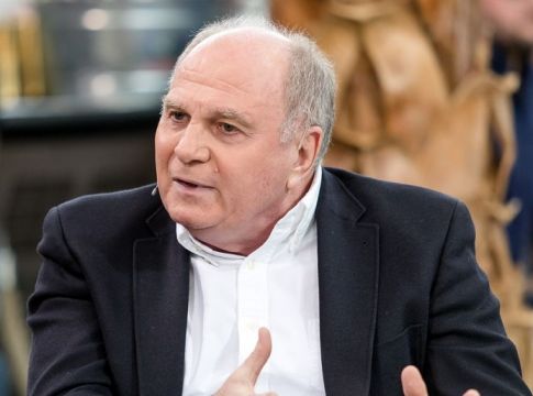 Μάντσεστερ Σίτι εναντίον Χένες: «Είναι ένας αλαζονικός εγωιστής»