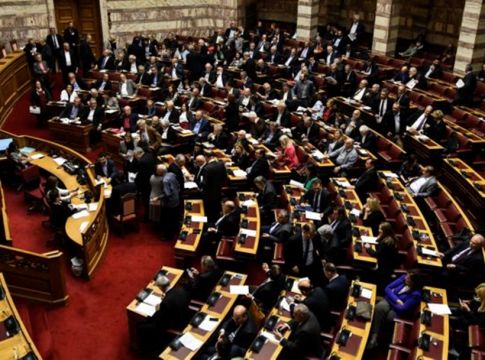 Μεγάλη πολιτική αλλαγή: Τέλος η πτώση της κυβέρνησης εξαιτίας της εκλογής Προέδρου