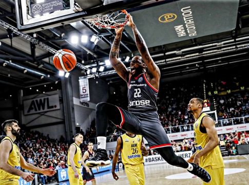 LIVE: Μπάμπεργκ – ΑΕΚ 71-67 (Τελικό)