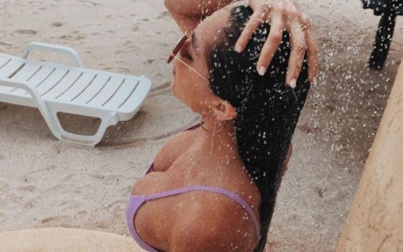 Η καυτή μπαργούμαν που έχει ξεσηκώσει ένα ολόκληρο πανεπιστήμιο (pics)