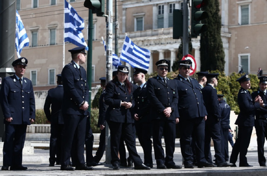 25η Μαρτίου: Παρελάσεις… σε κλοιό ασφαλείας! 1.600 αστυνομικοί στην Αθήνα λόγω… Πρεσπών!