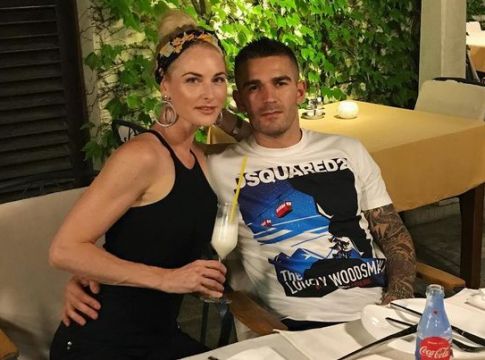 AEK: Η σύζυγος του Λιβάγια «φούντωσε» τα μεταγραφικά σενάρια (pic)