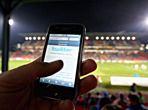 Social Media στα Σπορ: Προνόμια και Υποχρεώσεις