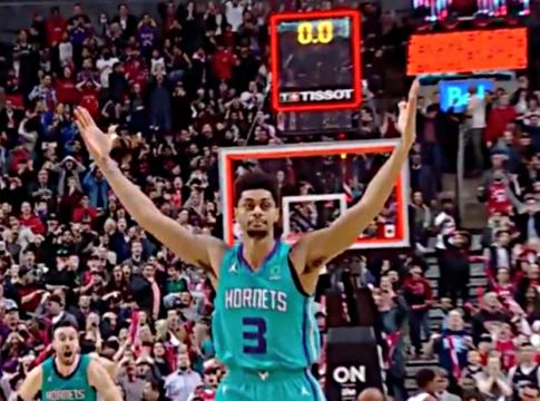 Top10: Το buzzer beater του Λαμπ στην κορυφή (vid)