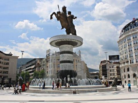 «Βόμβα» από τα Σκόπια: Στη Χάγη η Συμφωνία των Πρεσπών