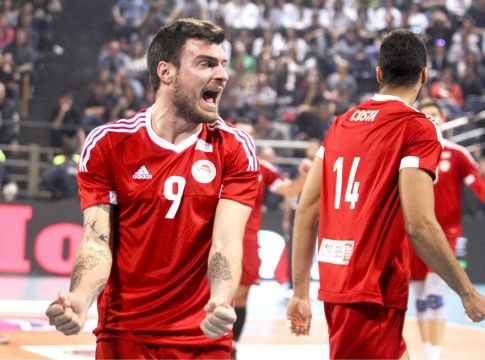 Ο Ολυμπιακός διαψεύδει τα σενάρια επιστροφής Κοκκινάκη