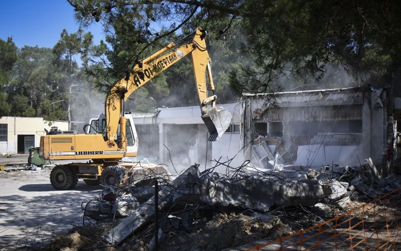 ΑΕΚ: Γκρεμίζονται όλα τα αυθαίρετα του Δήμου στο Άλσος