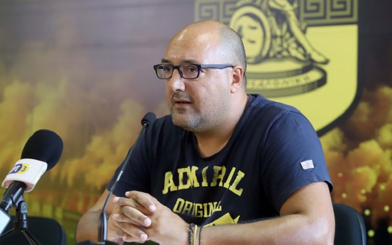 Αλεξιάδης: «Η ομάδα ξεπέρασε κάθε προσδοκία, οι τίτλοι θα έρθουν στο μέλλον»
