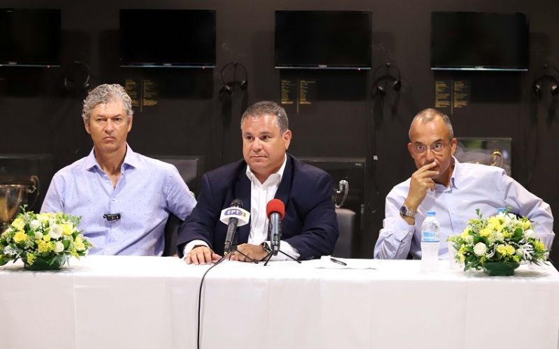 Άρης: Ανακλήθηκε η παραίτηση του Νίκου Κάλλεν