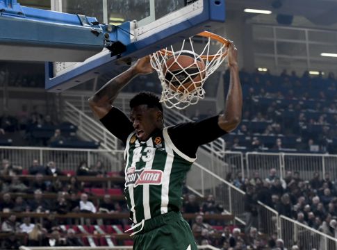 Με Θανάση Αντετοκούνμπο το Top 10 της Ευρωλίγκας (vid)