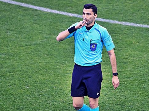 «Φωτιά» στα μπατζάκια του Φωτιά 