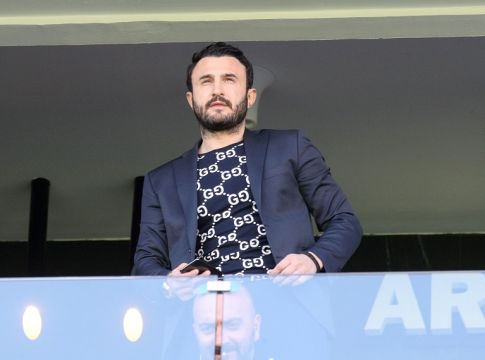 Καρυπίδης: Η δική του εκδοχή για το «Μια πόλη, μια ομάδα» (pic)