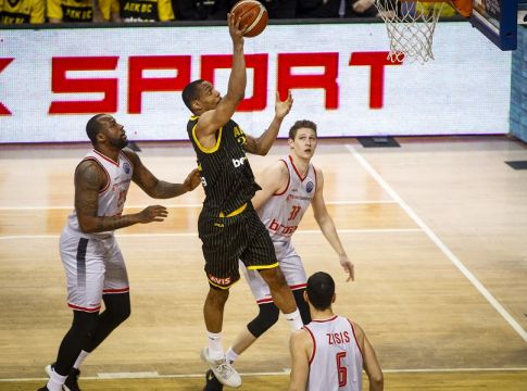 LIVE: ΑΕΚ – Μπάμπεργκ 69-67 (Τελικό)