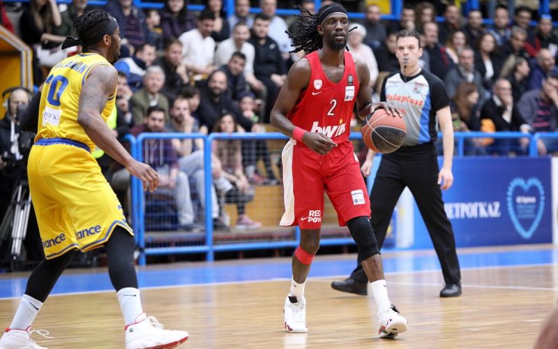 Ολυμπιακός: Δυσαρέσκεια για τους Παπαπέτρου, Τζαφλέρη και Ζαχαρή